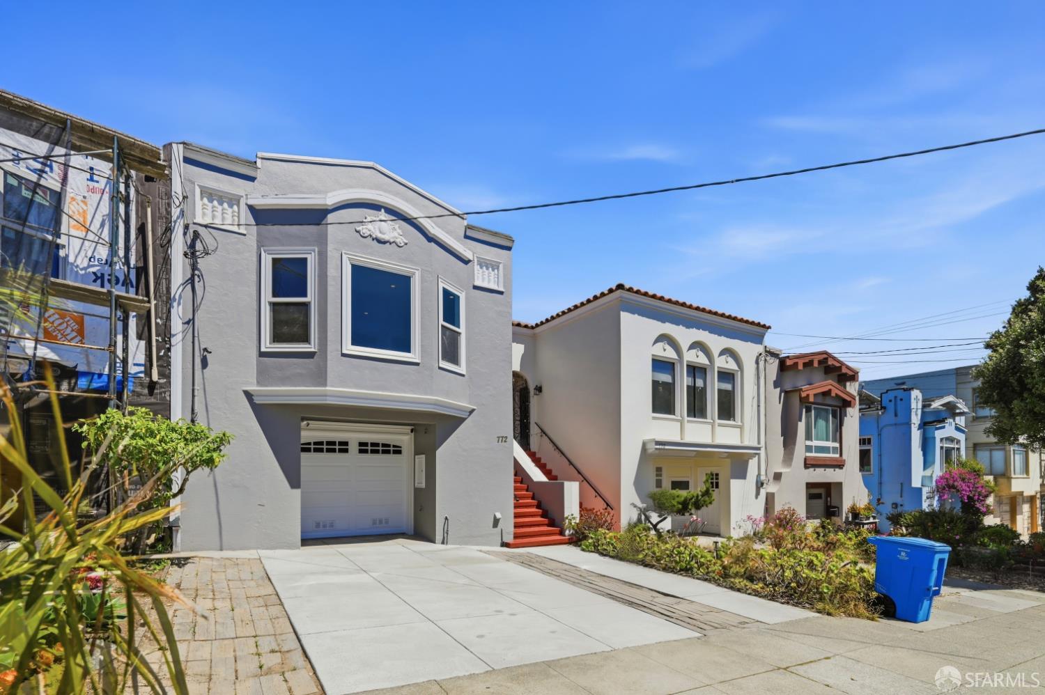 772 47th Avenue - Photo 2