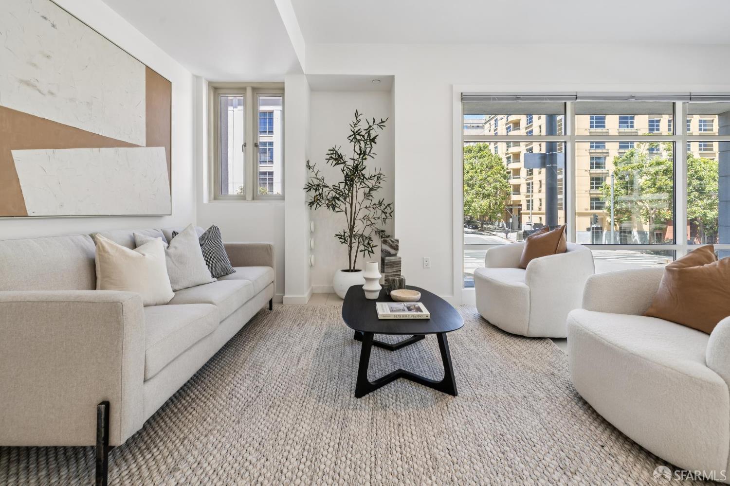 1868 Van Ness Avenue #202 - Photo 3