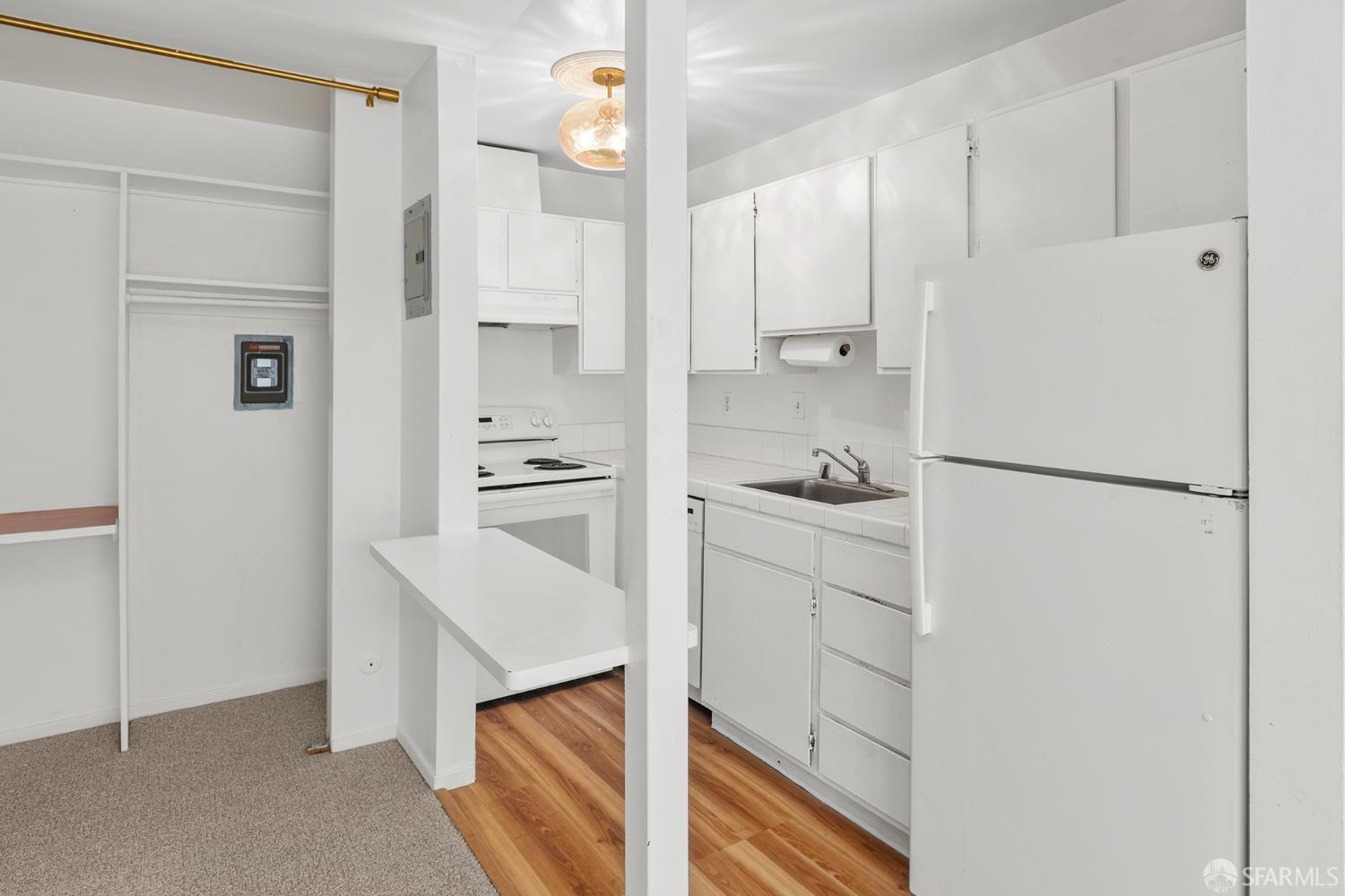 1440 Union Street - Photo 5