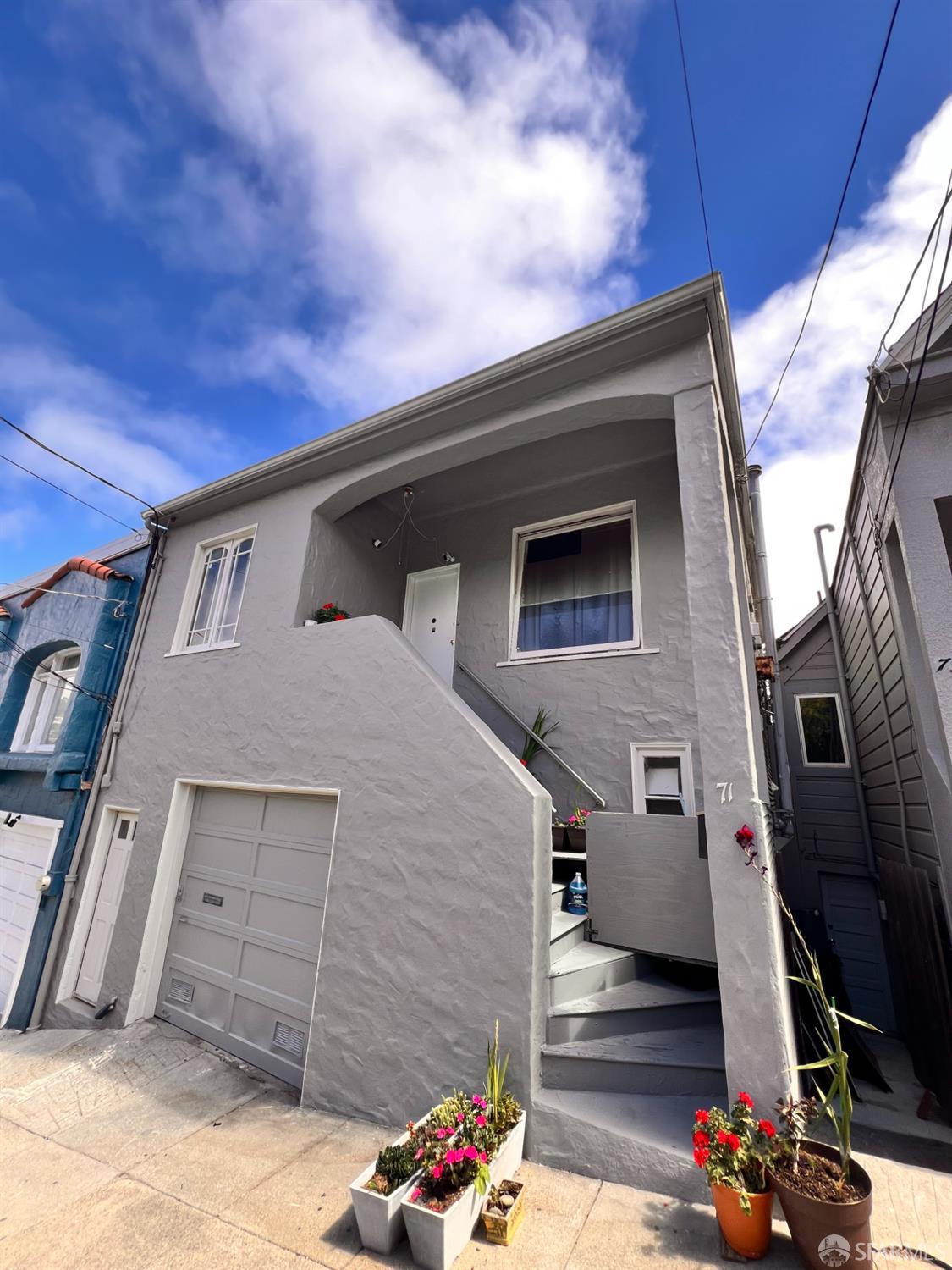 71 Santa Marina Street - Photo 2