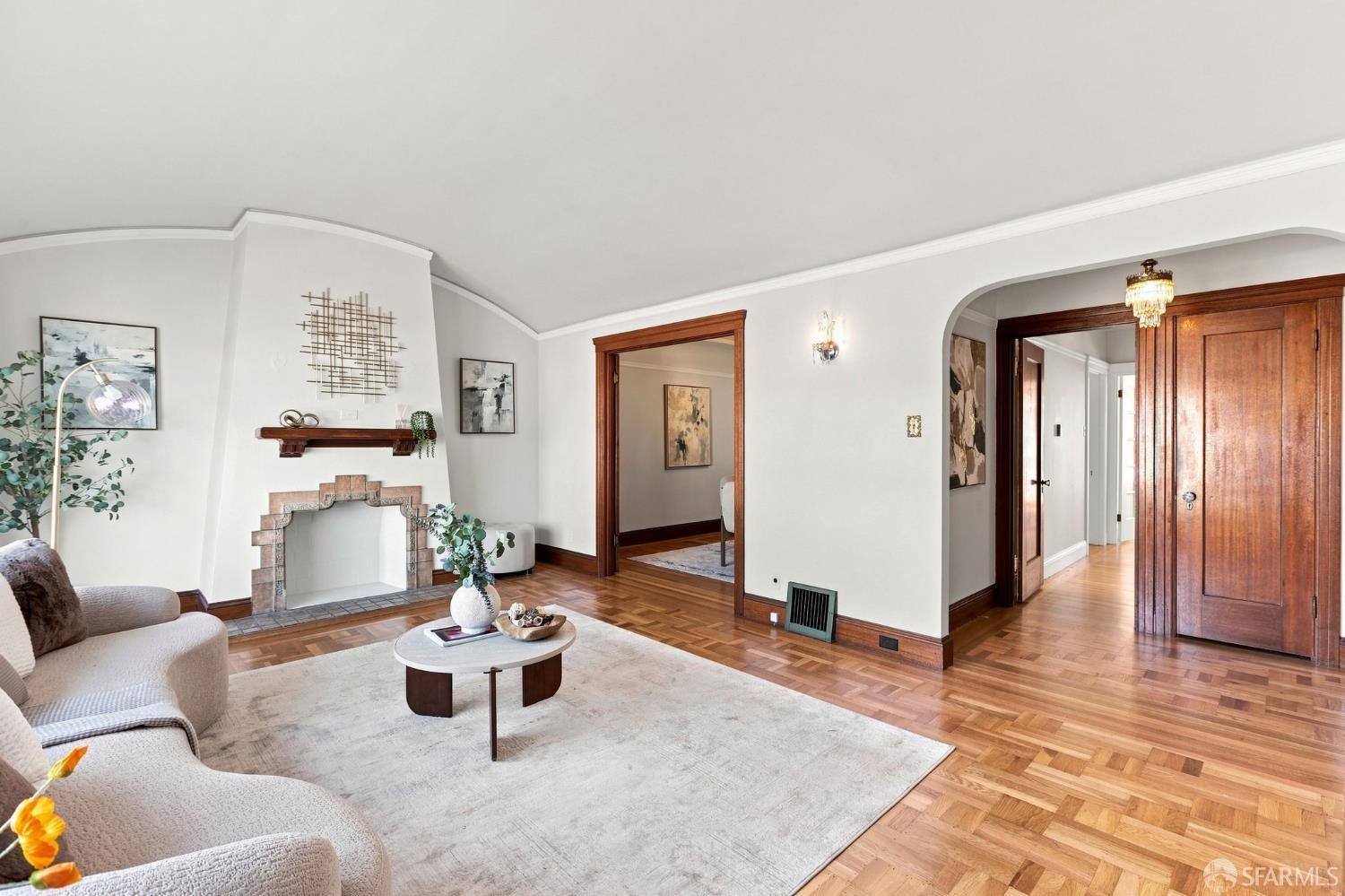 1431 34th Avenue - Photo 5