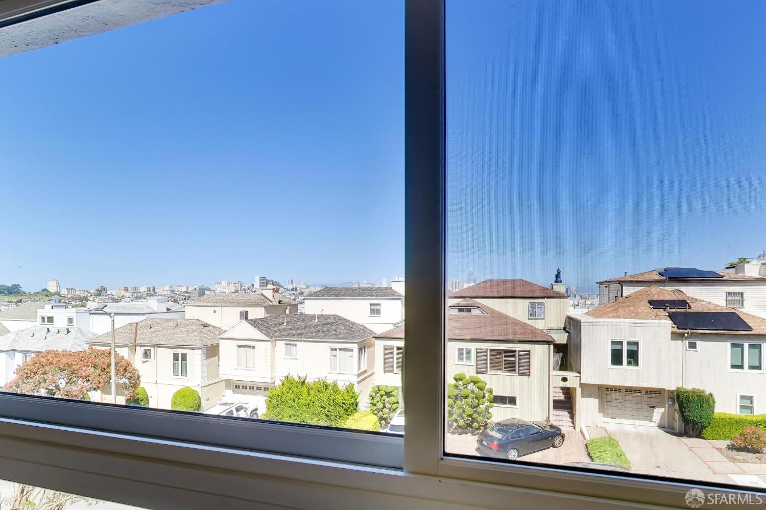 61 Fortuna Avenue - Photo 4