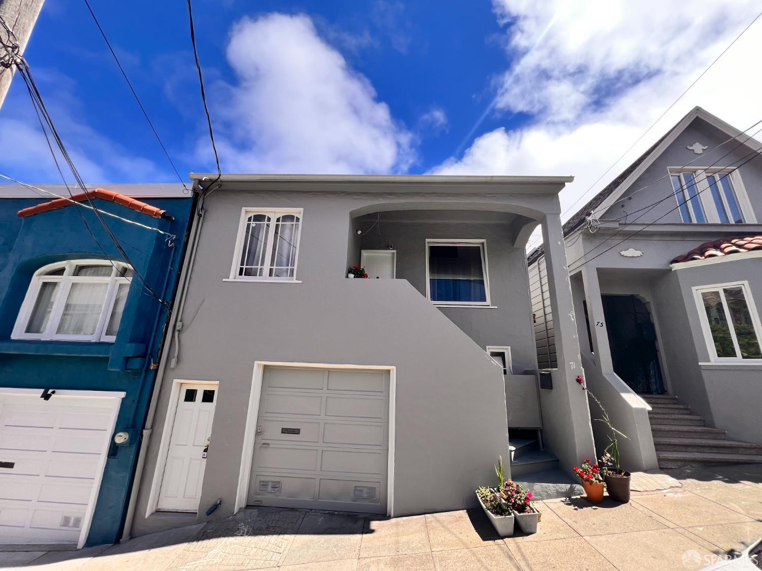 71 Santa Marina Street - Photo 3