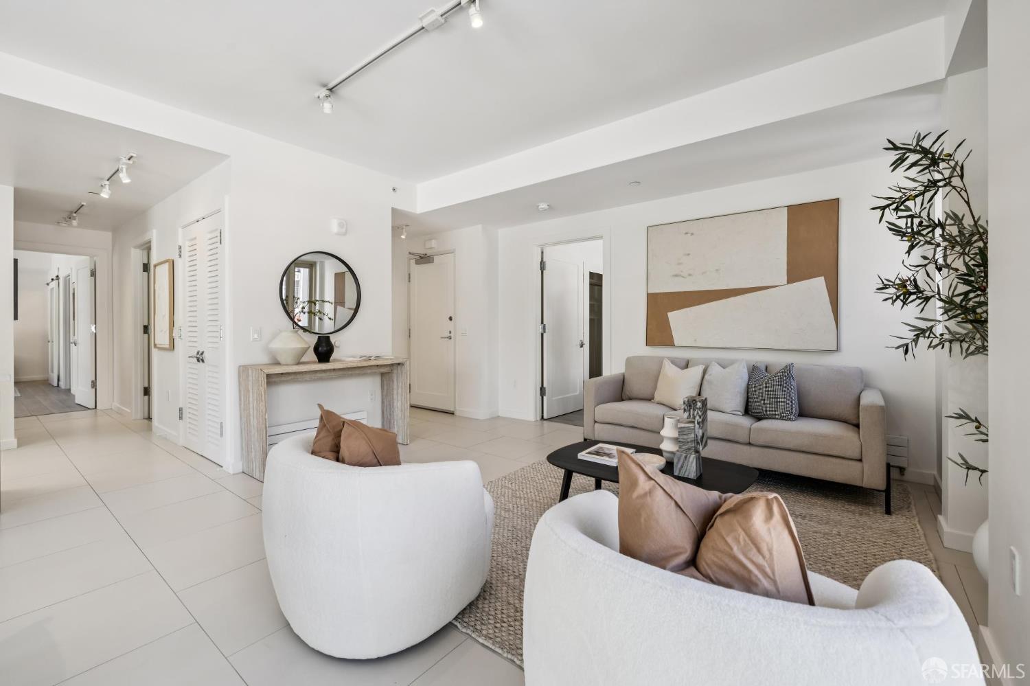 1868 Van Ness Avenue #202 - Photo 5
