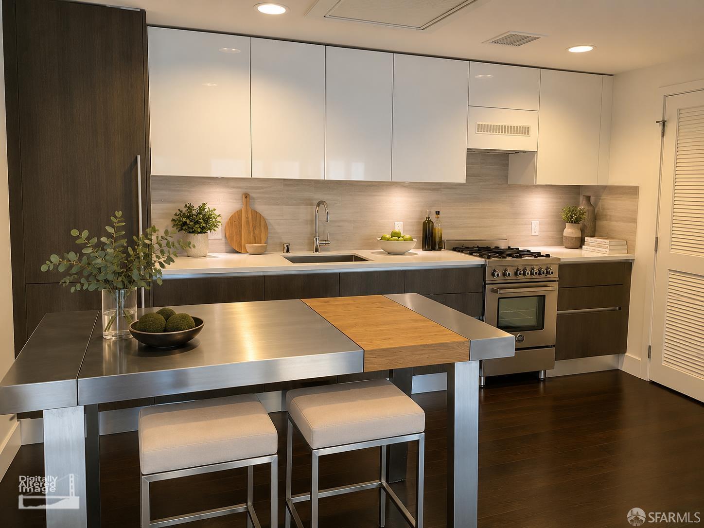 8 Buchanan Street #211 - Photo 3