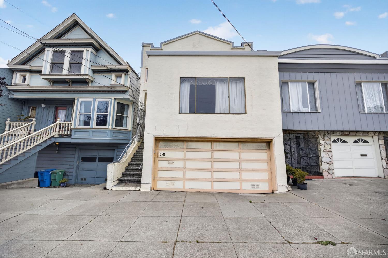 358 London Street - Main photo