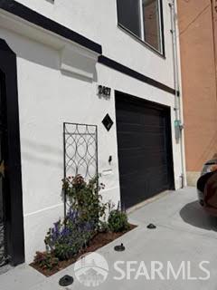 2427 43rd Avenue - Photo 3