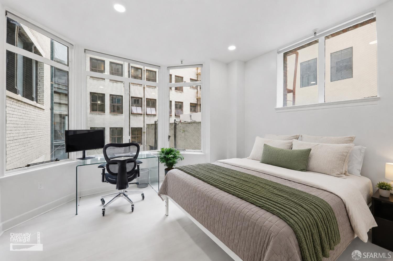 201 Sansome Street #401 - Main photo