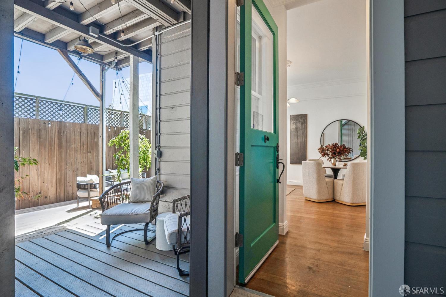2133 Pine Street - Photo 3
