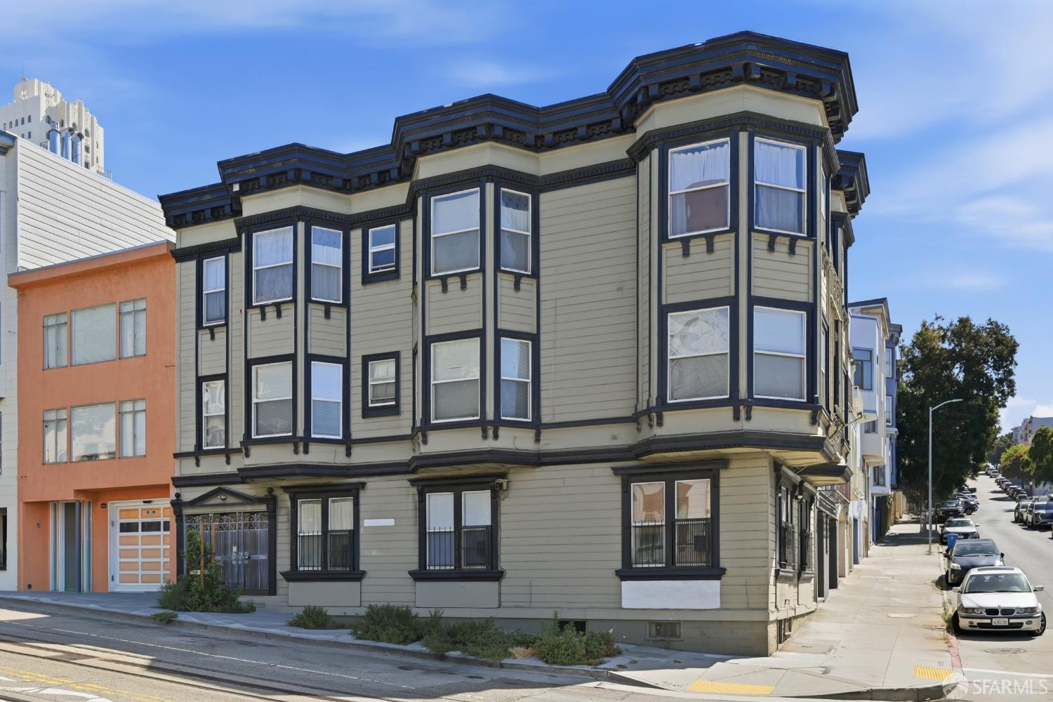 1706-1710 Hyde Street - Photo 2