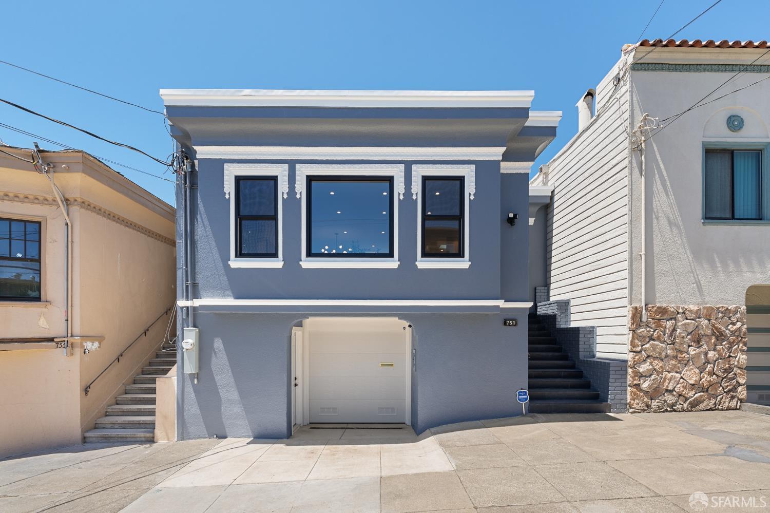 751 46th Avenue - Photo 3