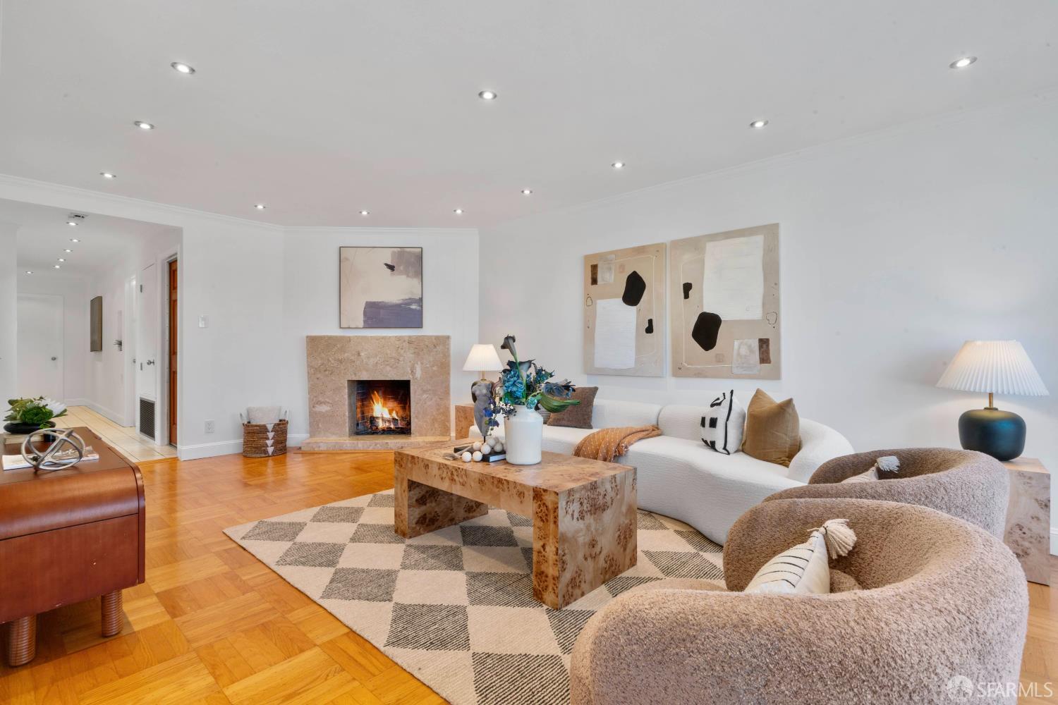 1179 Burrows Street - Photo 3