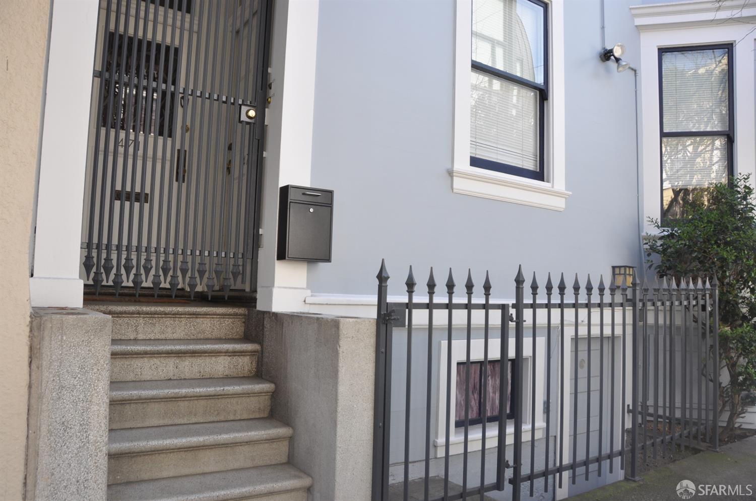 471-473 Linden Street - Main photo