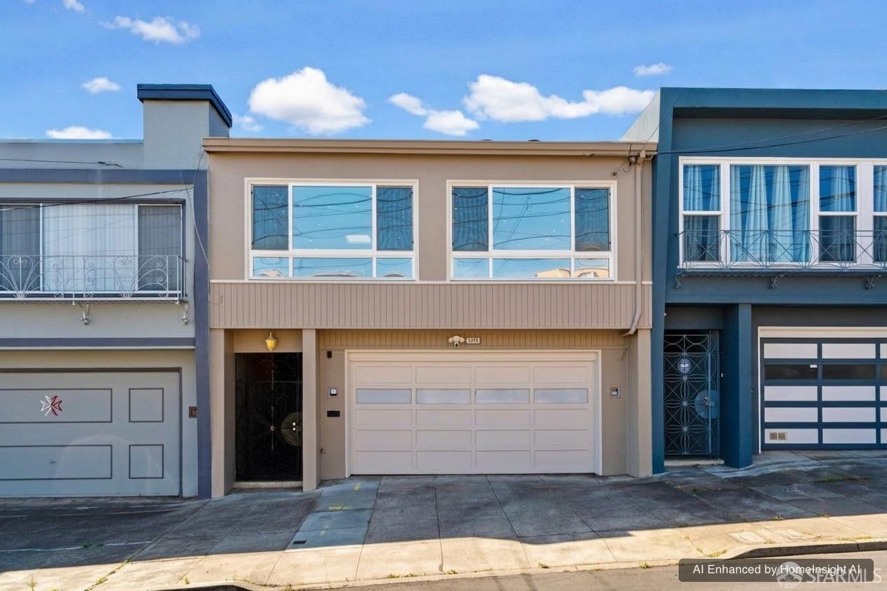 1179 Burrows Street - Main photo