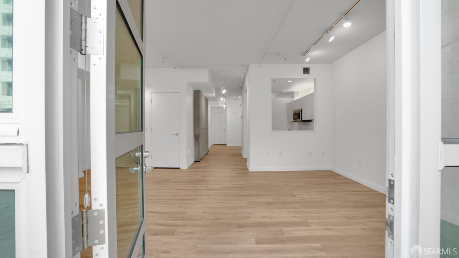 301 Bryant Street #D11 - Photo 3