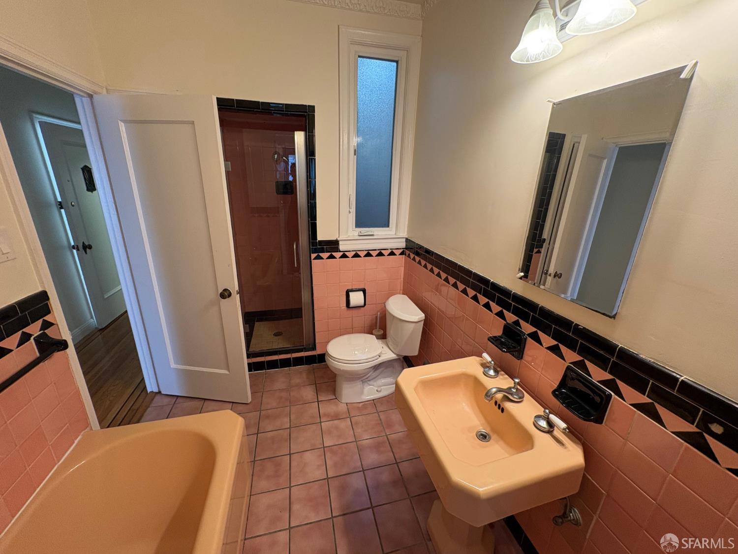 1414 Taraval Street - Photo 5