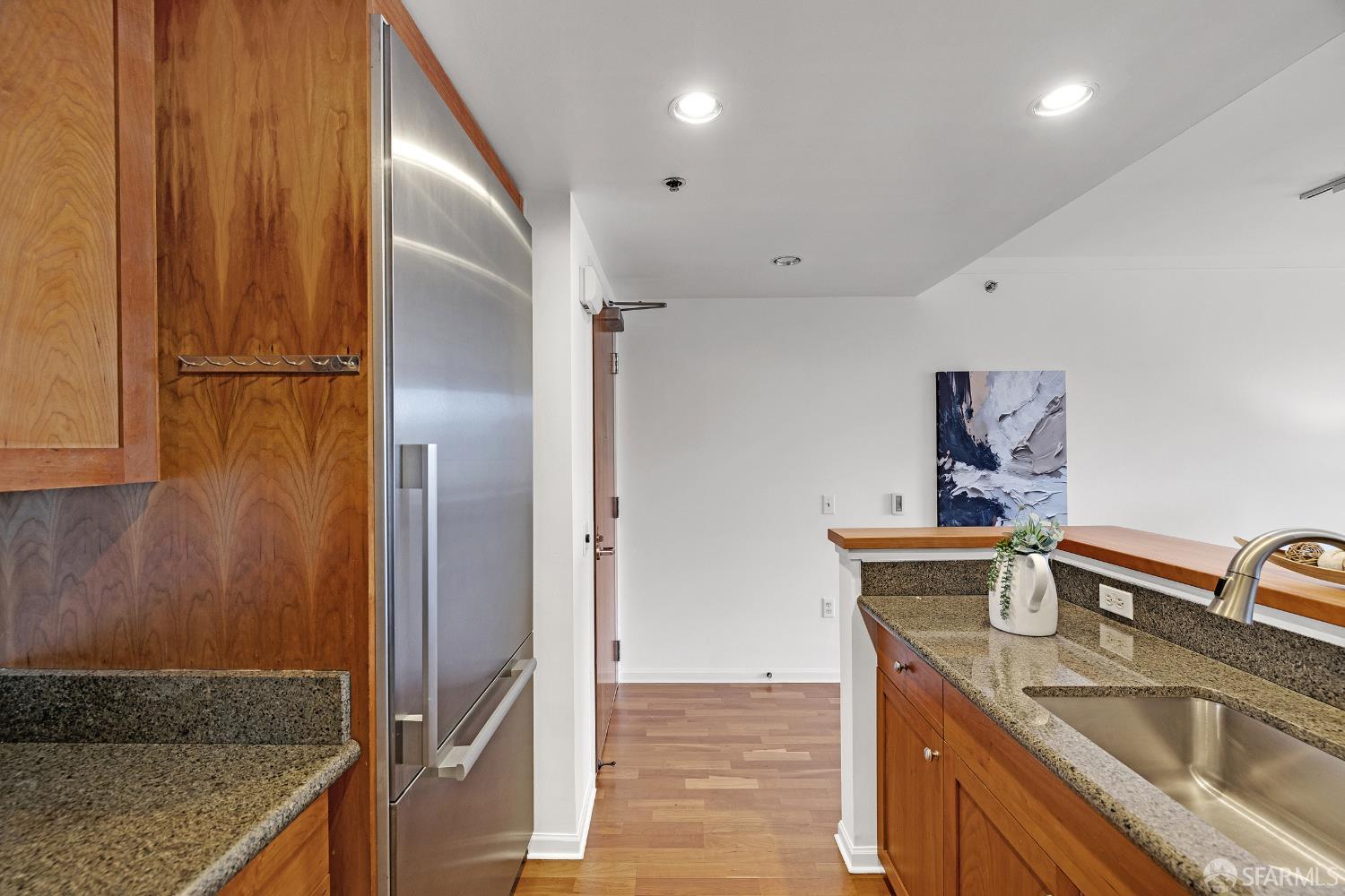 1701 Jackson Street - Photo 4