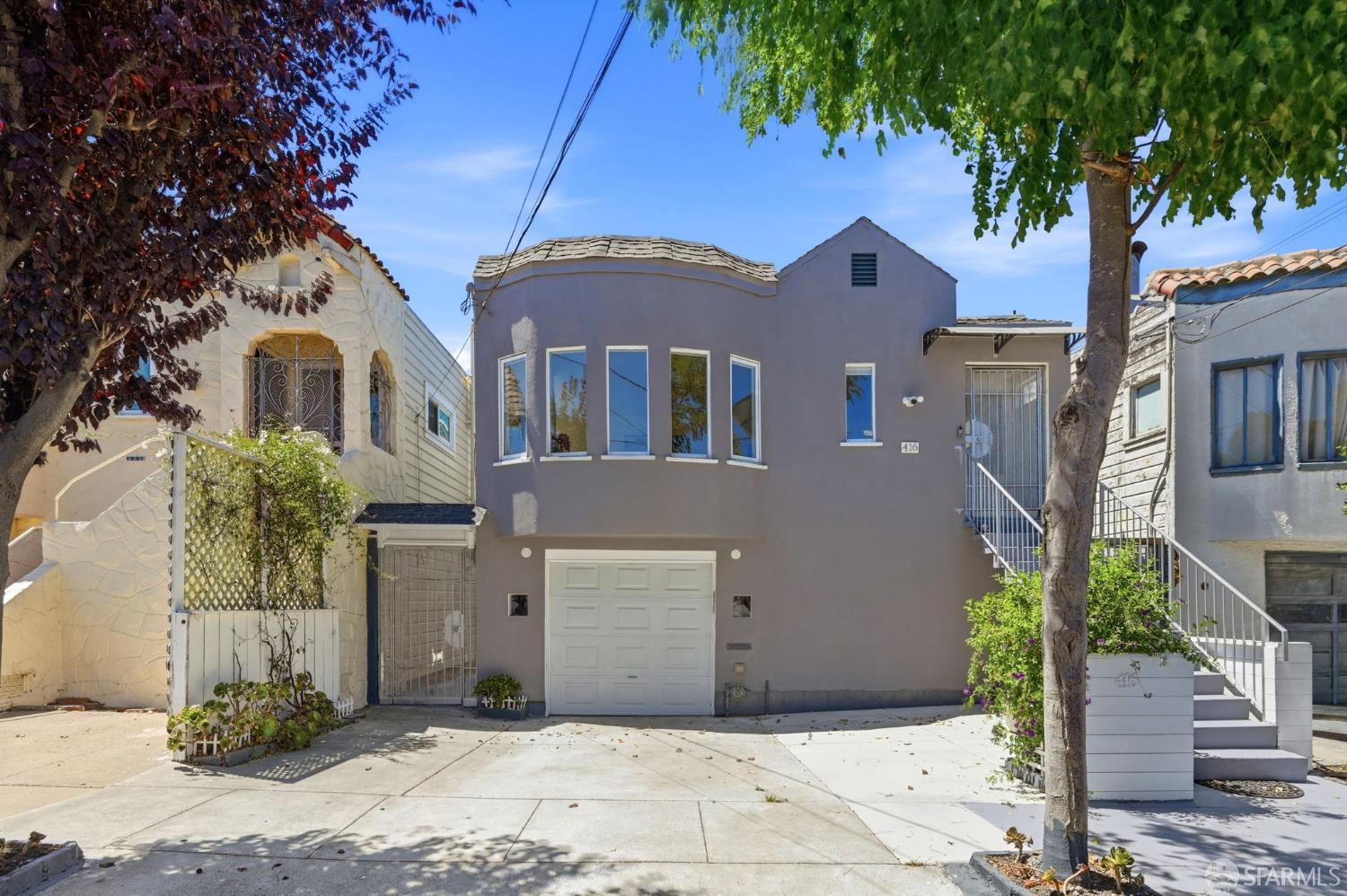 416 Peninsula Avenue - Main photo
