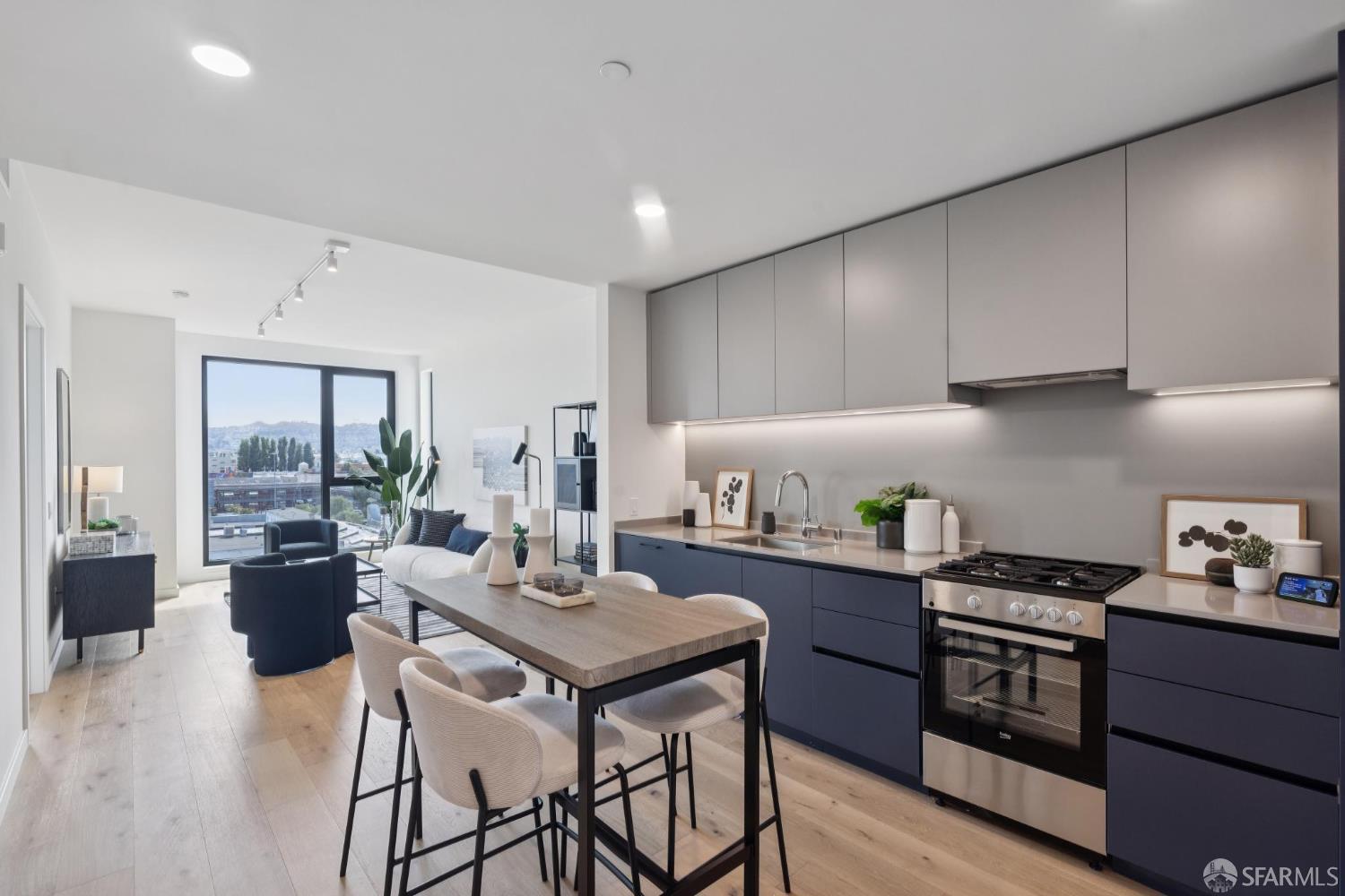 988 Harrison Street #WA4 - Main photo