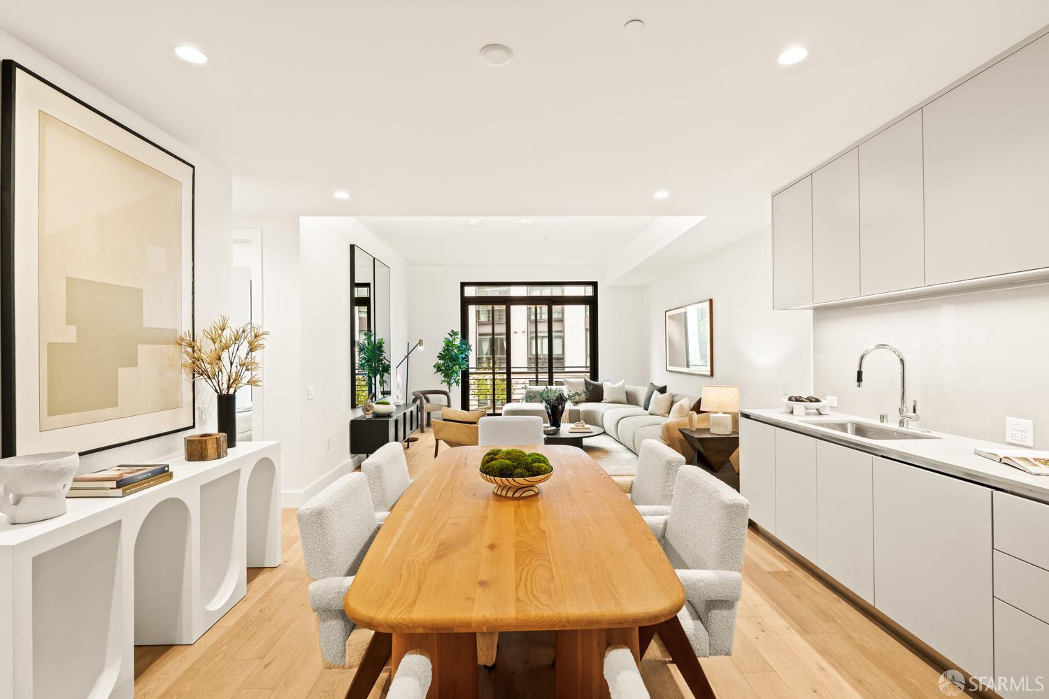 1 Bristol Court #205 - Photo 4