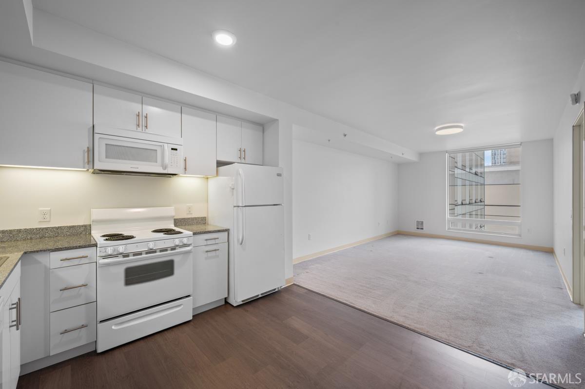 1400 Mission Street #907 - Photo 2