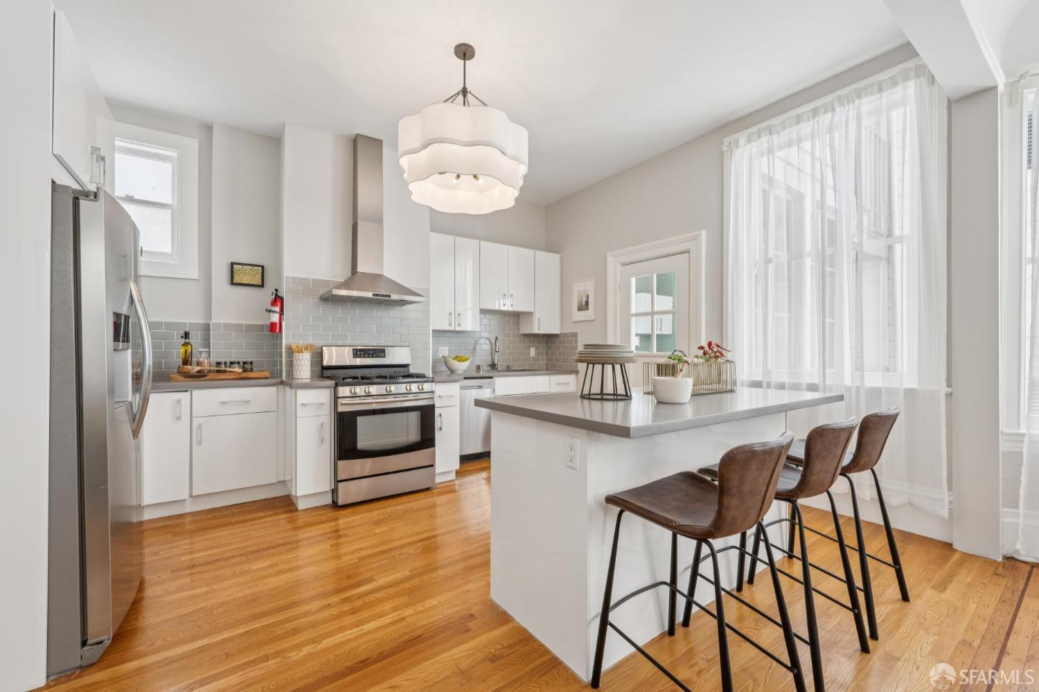 612 Fell Street - Photo 2