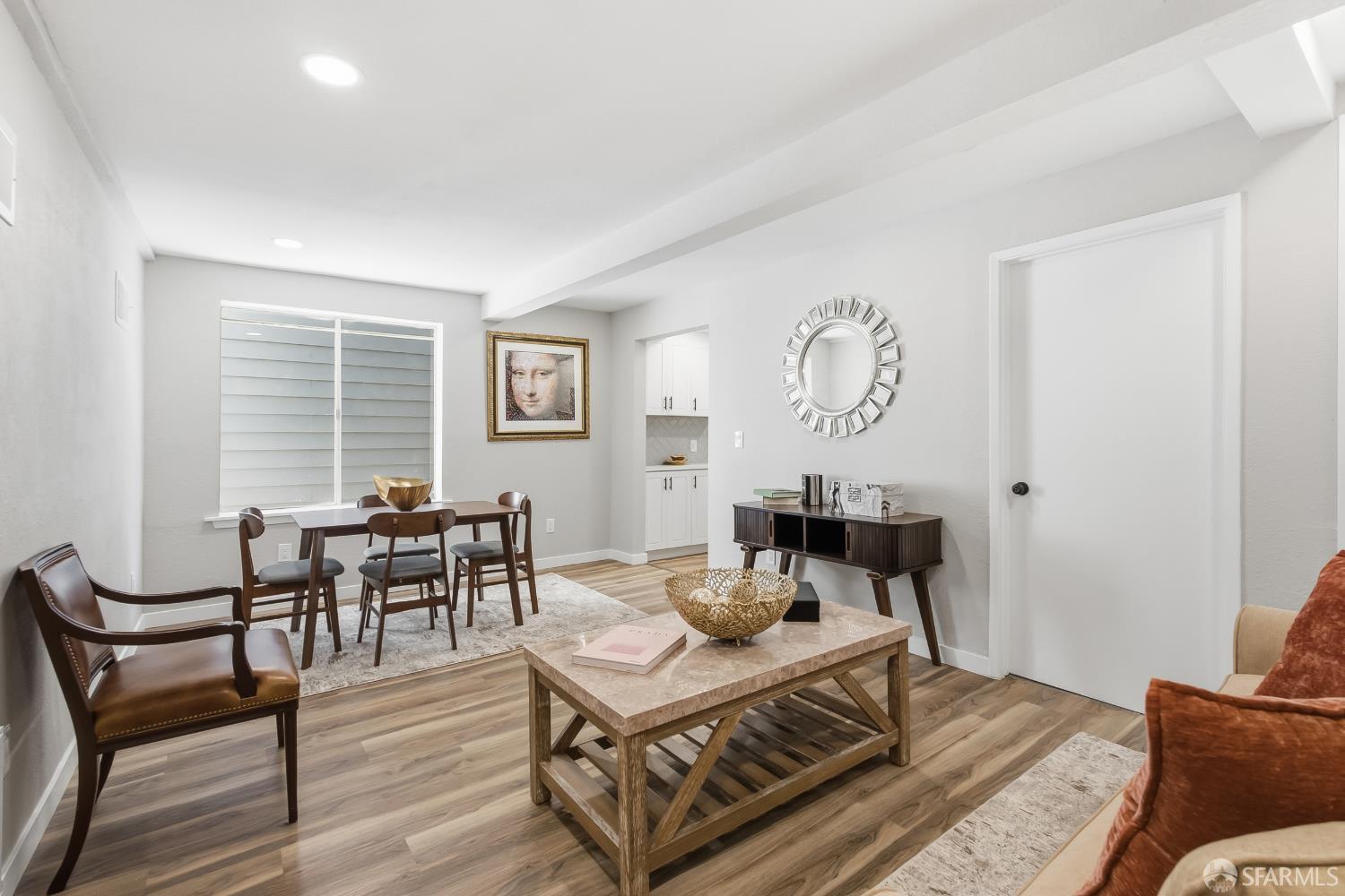 1383 Revere Avenue - Photo 5