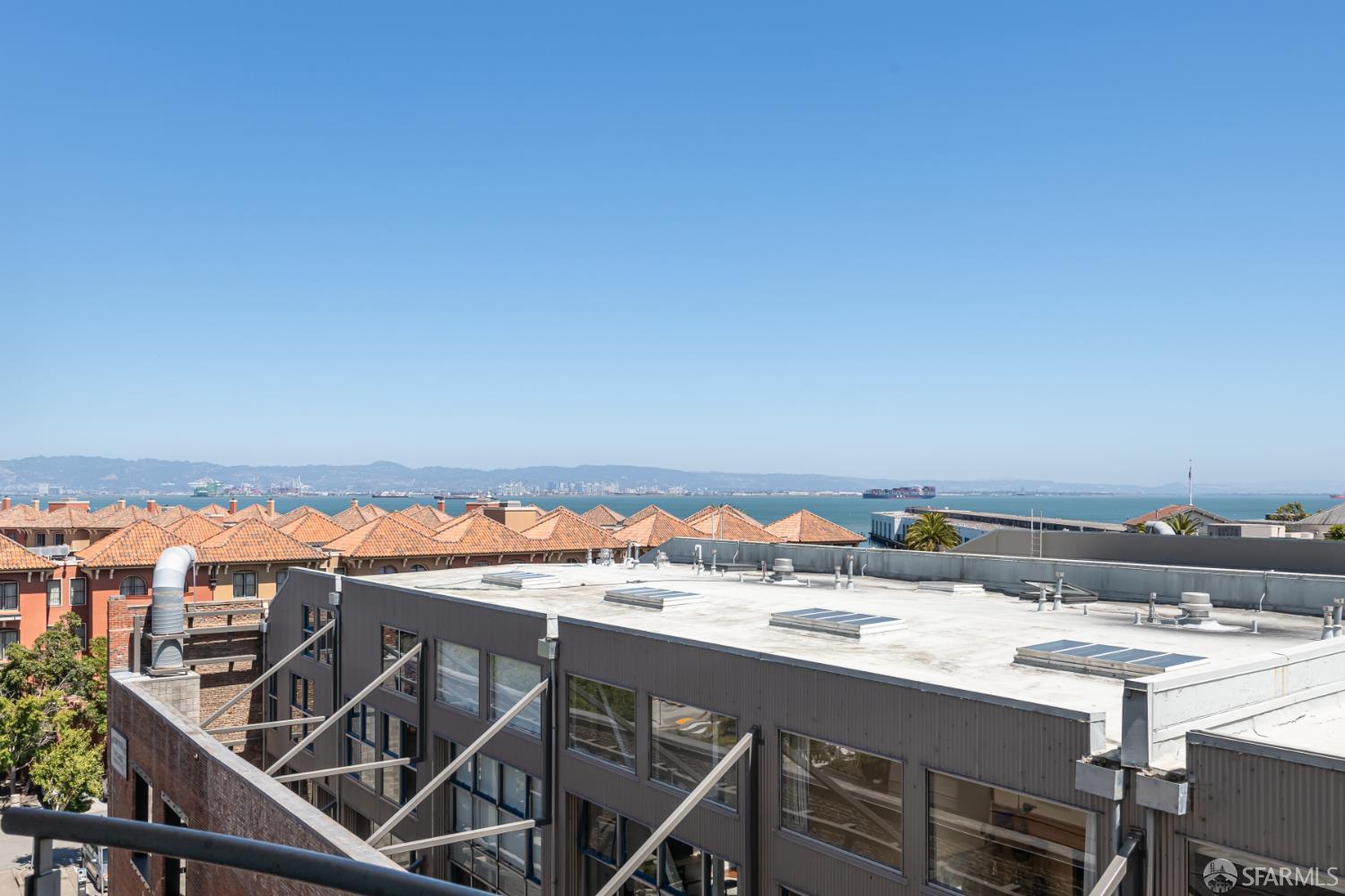 219 Brannan Street #5H - Photo 4