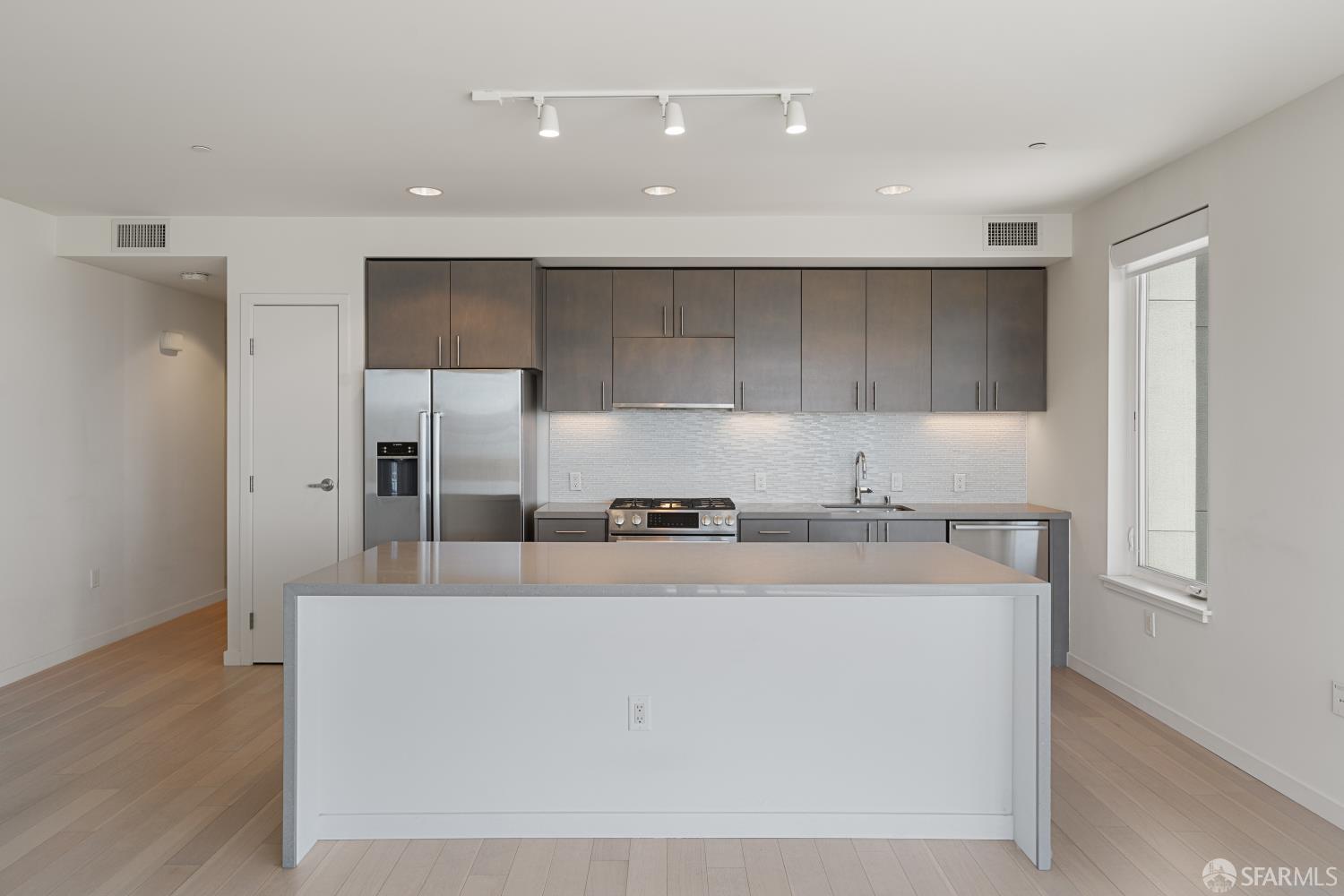 51 Innes Court #401 - Photo 3