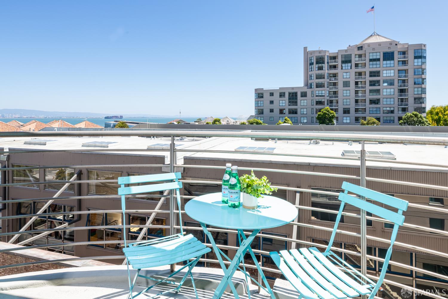 219 Brannan Street #5H - Photo 2