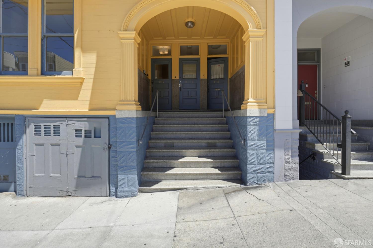 2112-2116 Mason Street - Photo 2