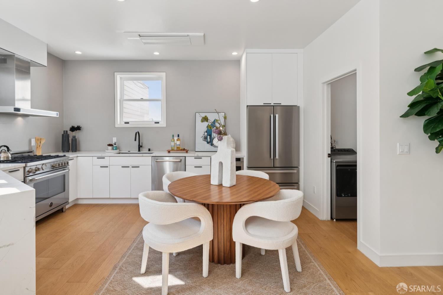 1216 Jackson Street - Photo 4
