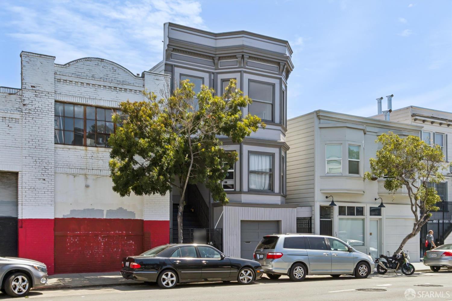 315-319 10th Street - Photo 2