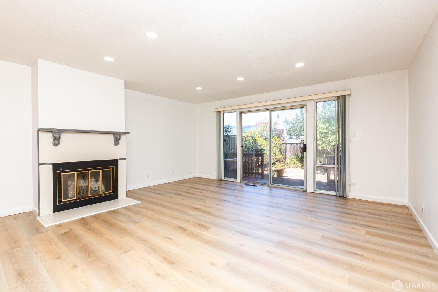 80 Silverview Drive - Photo 4