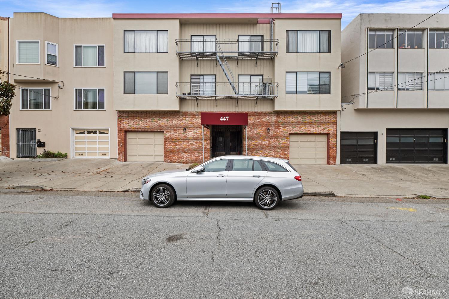 447 34th Avenue - Photo 2