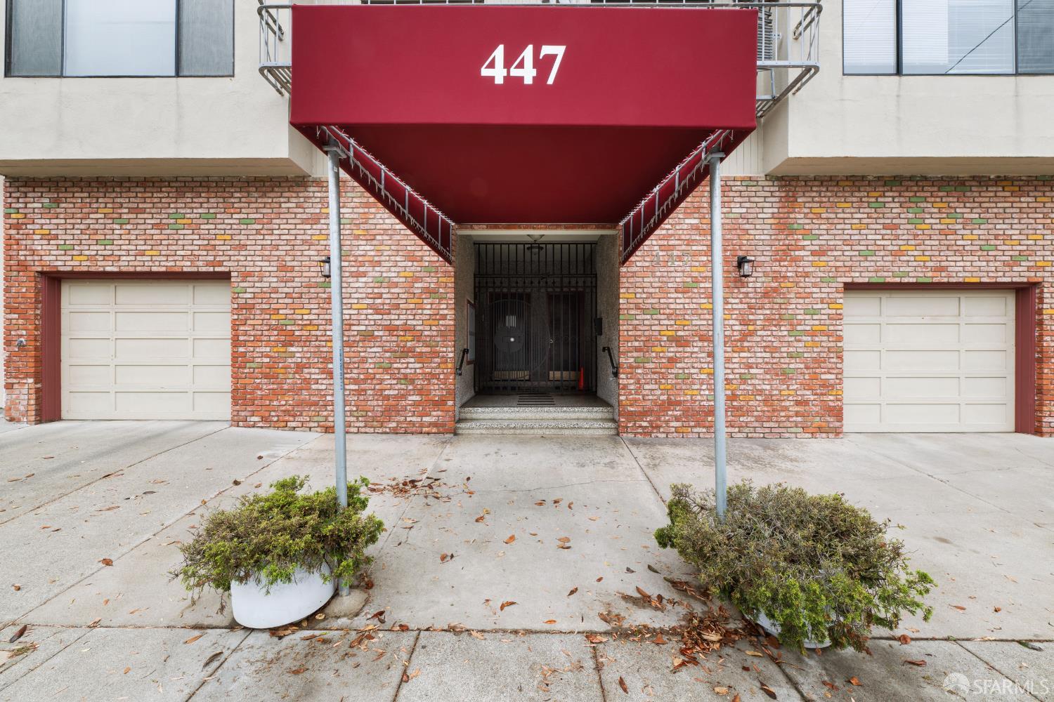 447 34th Avenue - Photo 3