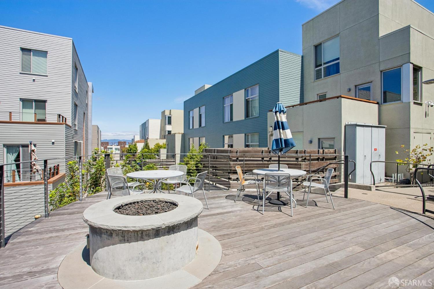 50 Jerrold Avenue #412 - Photo 3
