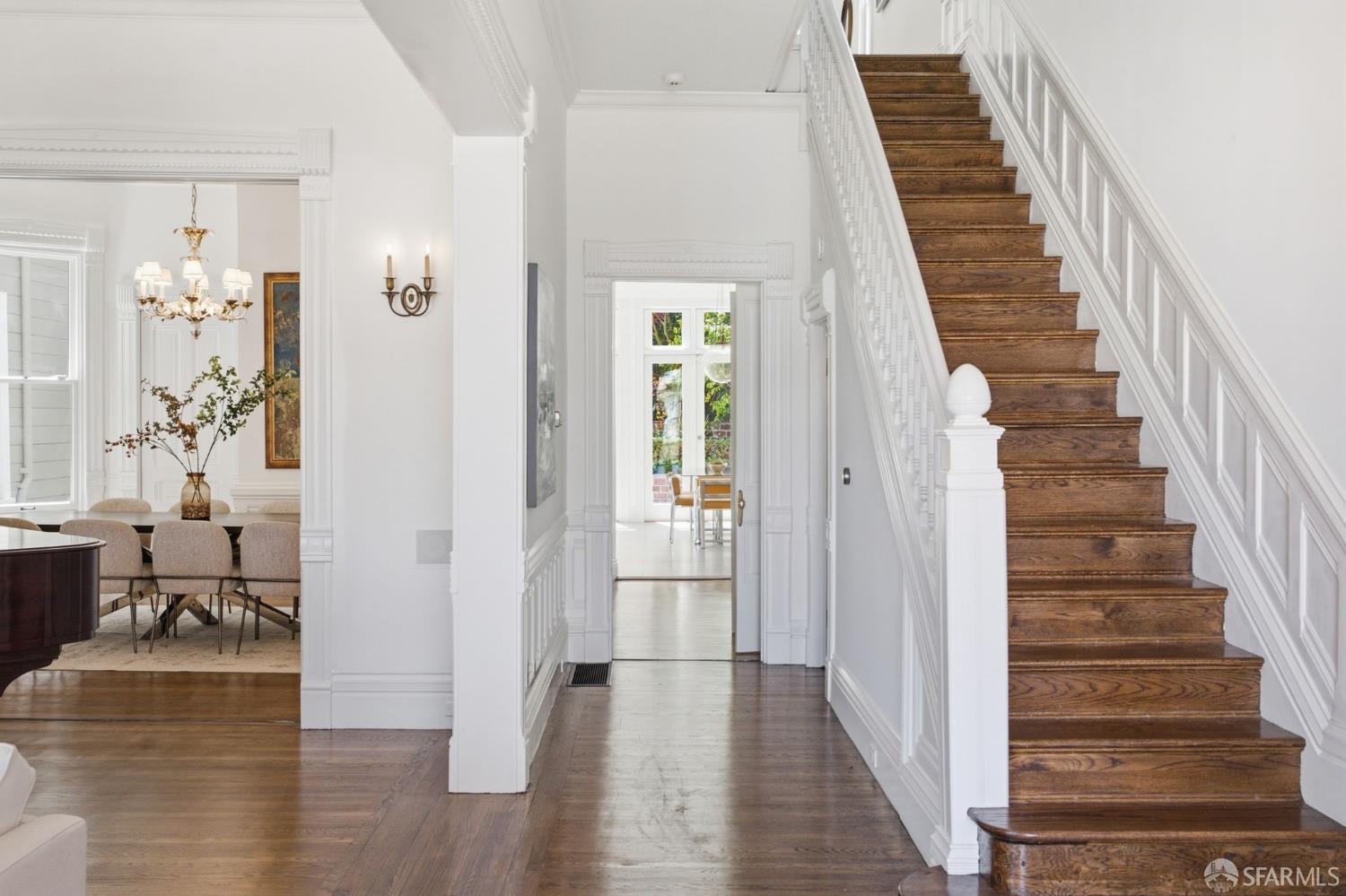 2023 Pacific Avenue - Photo 4