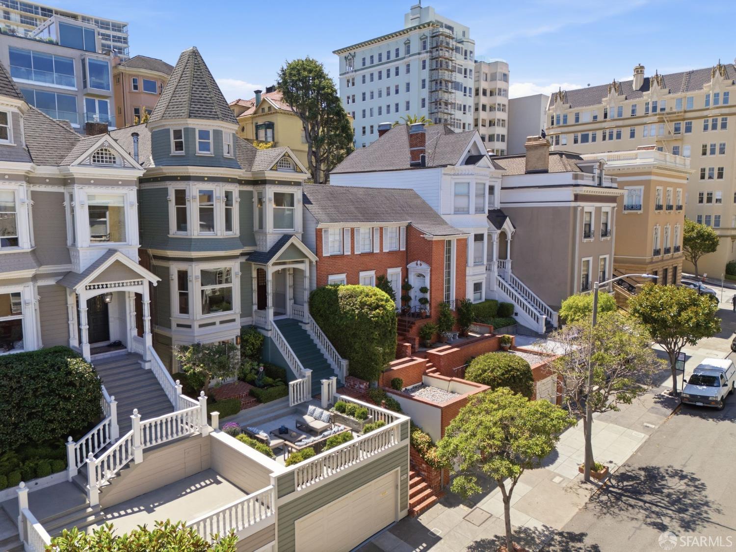 2023 Pacific Avenue - Photo 2