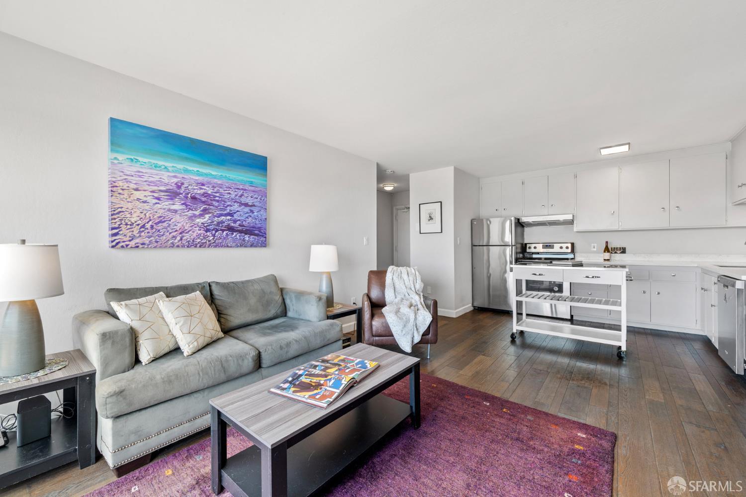 655 Corbett Avenue #203 - Photo 4