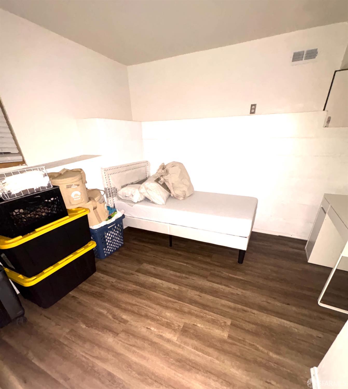 737 London Street - Photo 3