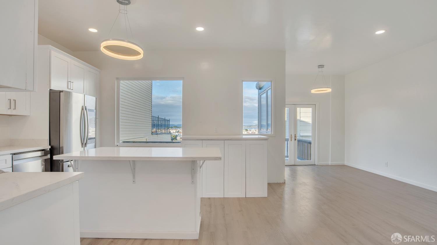 2612 Greenwich Street - Photo 4
