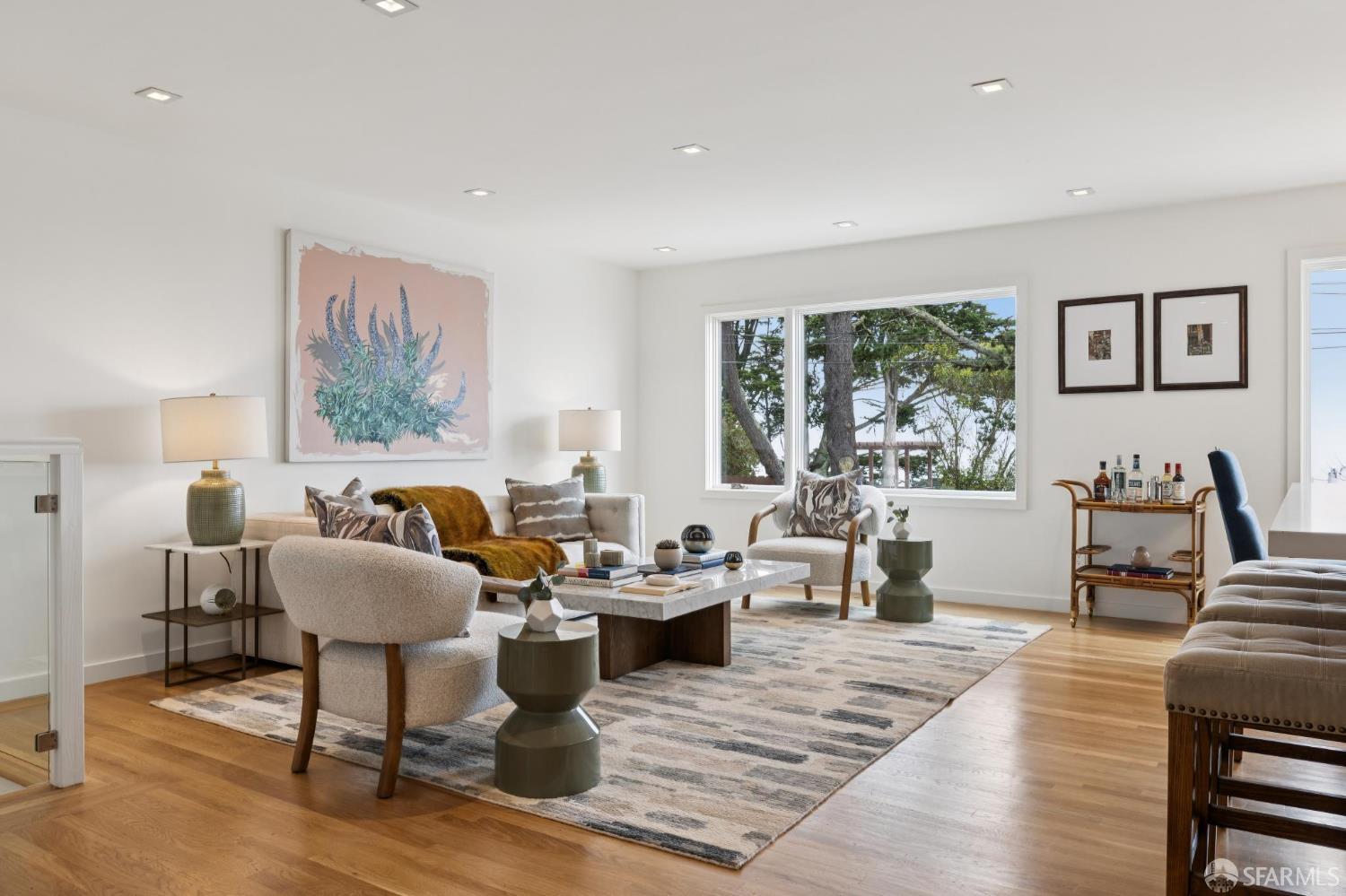 785 Lakeview Avenue - Photo 3