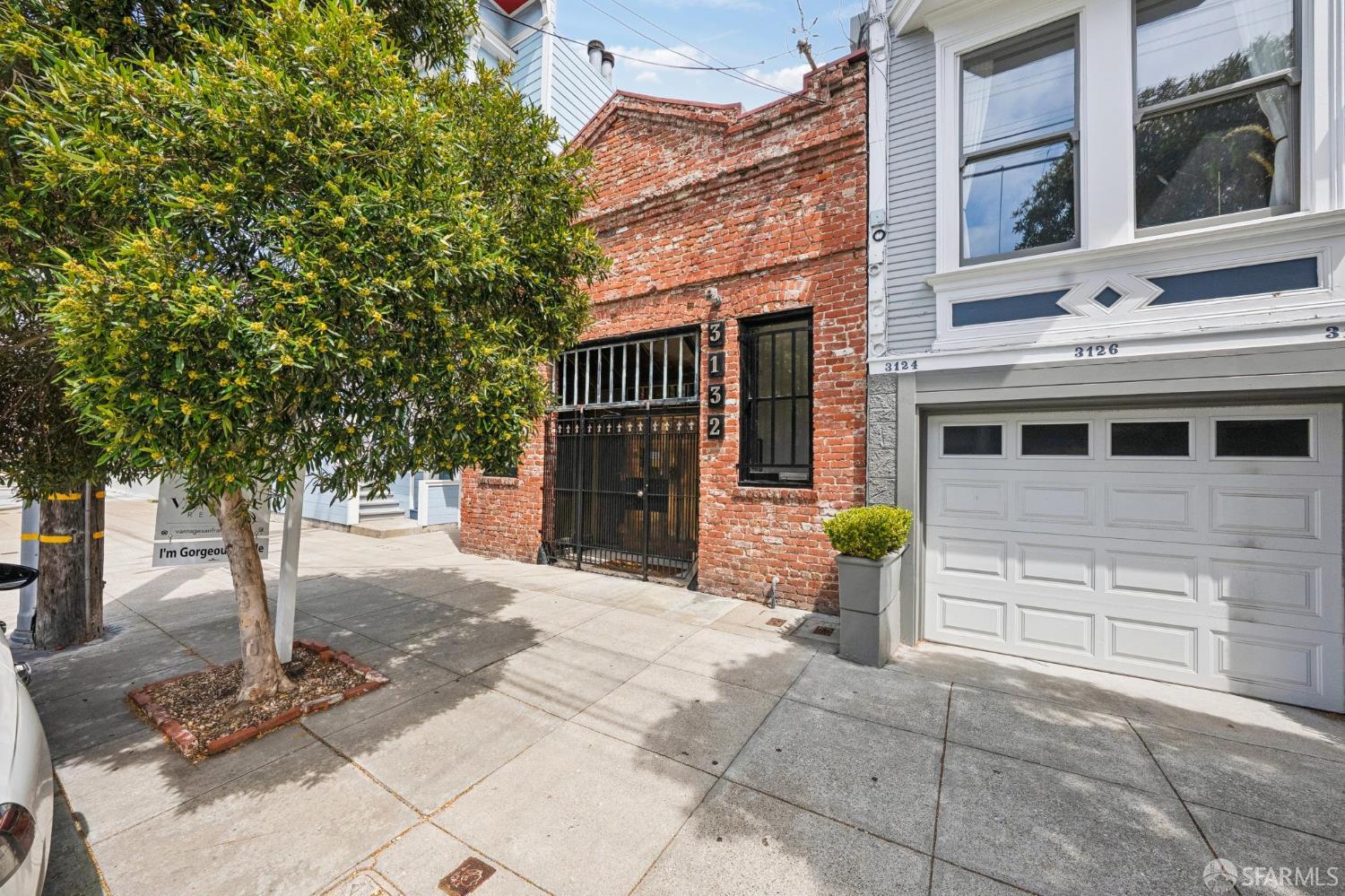 3132 Laguna Street - Photo 4