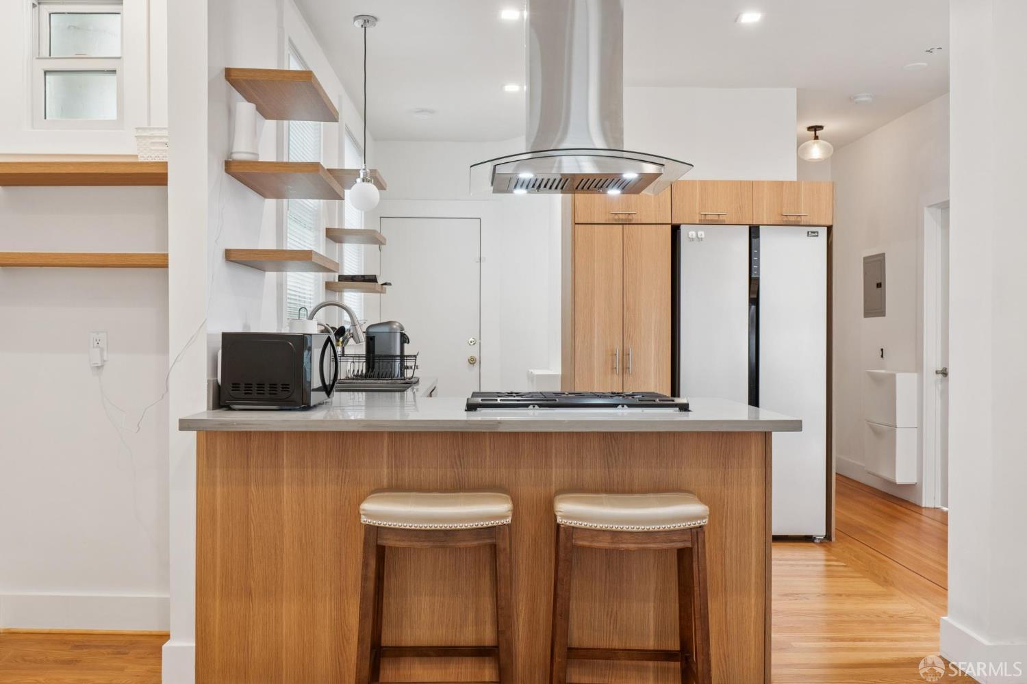1100 Leavenworth Street #2 - Photo 4
