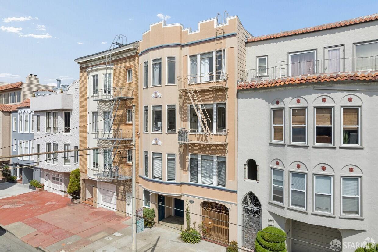 3324 Broderick Street - Photo 3