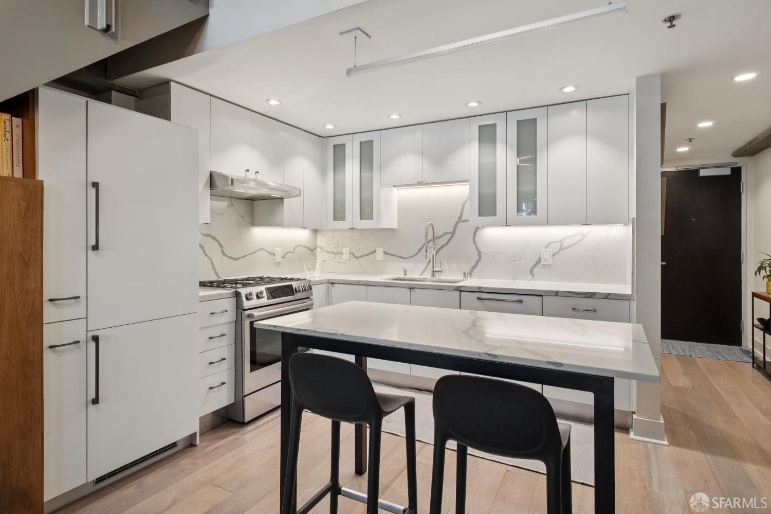 200 Brannan Street #137 - Photo 4