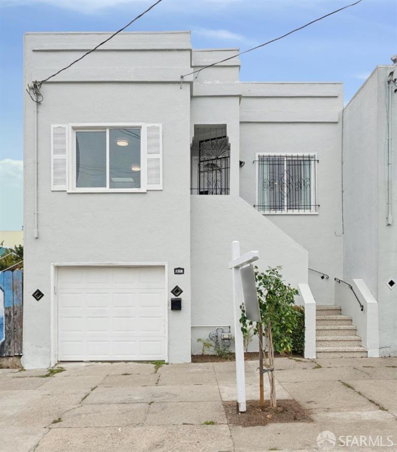 1320 Hawes Street - Photo 2