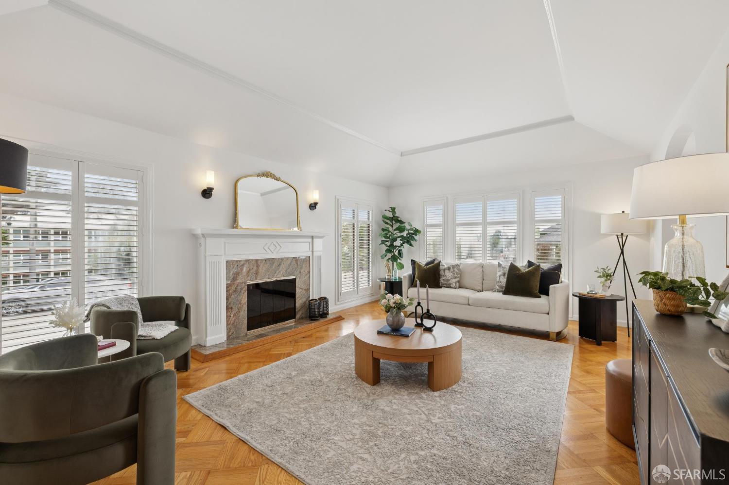 950 Eucalyptus Drive - Main photo
