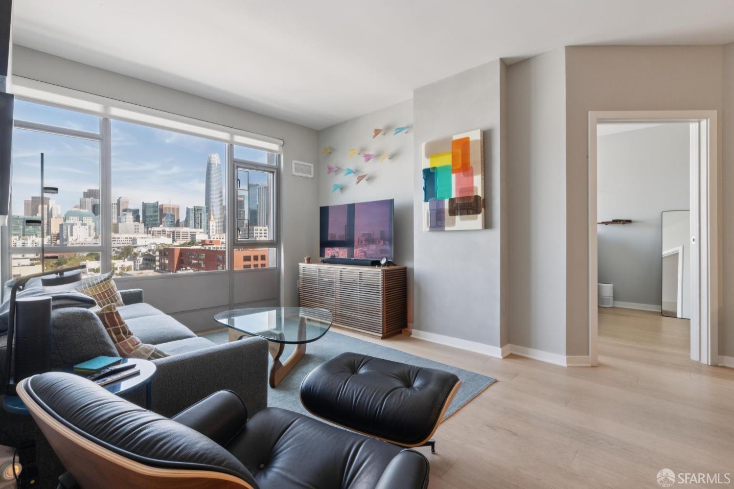 170 King Street #1127 - Photo 2